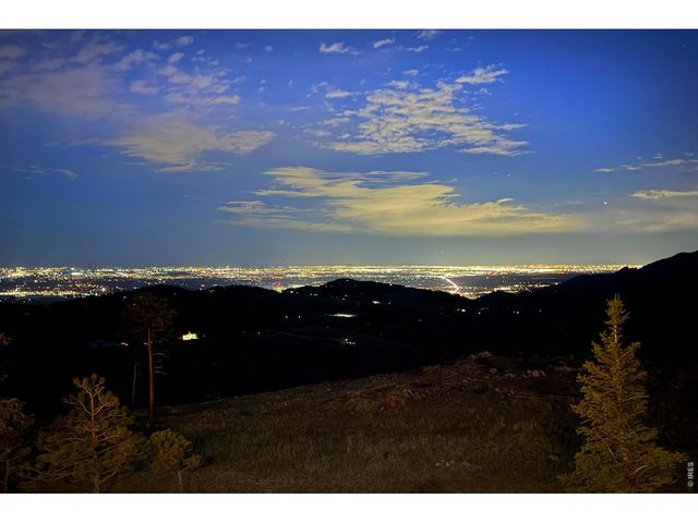 6553 Sunshine Canyon Dr, Boulder, CO 80302