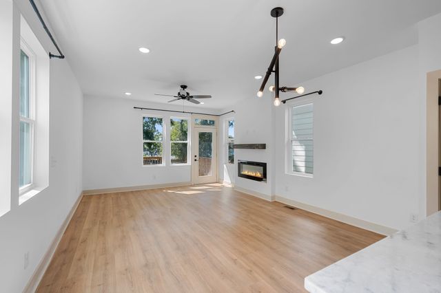 204A Alta Loma Rd, Madison, TN 37115