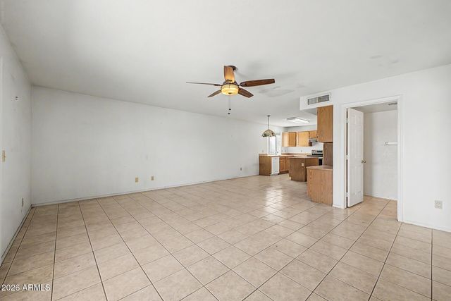 7581 W KERRY Lane, Glendale, AZ 85308