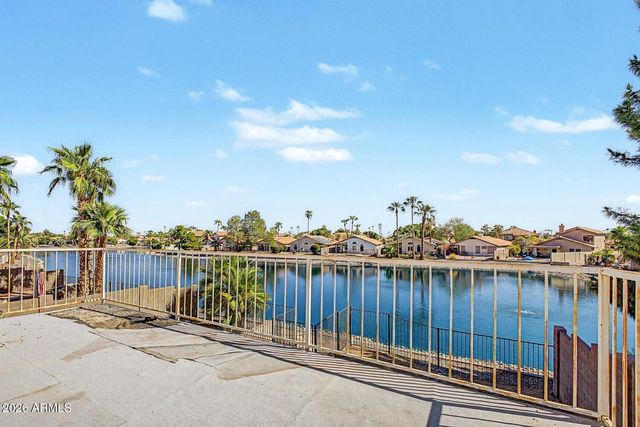 7581 W KERRY Lane, Glendale, AZ 85308