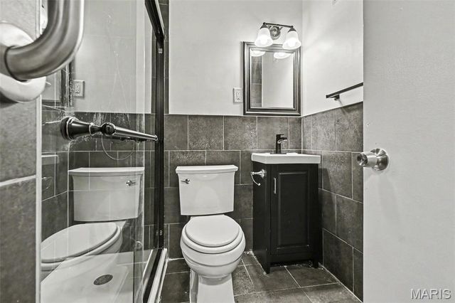 435 Saint Edward Lane, Florissant, MO 63033