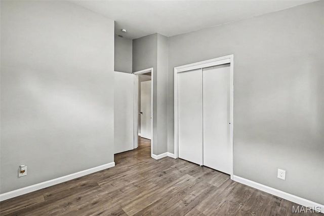 435 Saint Edward Lane, Florissant, MO 63033