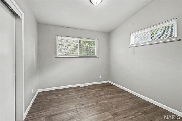 435 Saint Edward Lane, Florissant, MO 63033