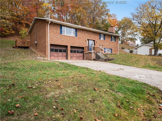 821 Wilderness Drive, Charleston, WV 25312