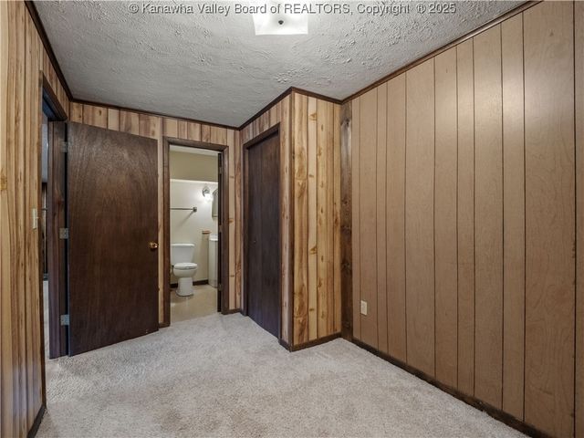 821 Wilderness Drive, Charleston, WV 25312