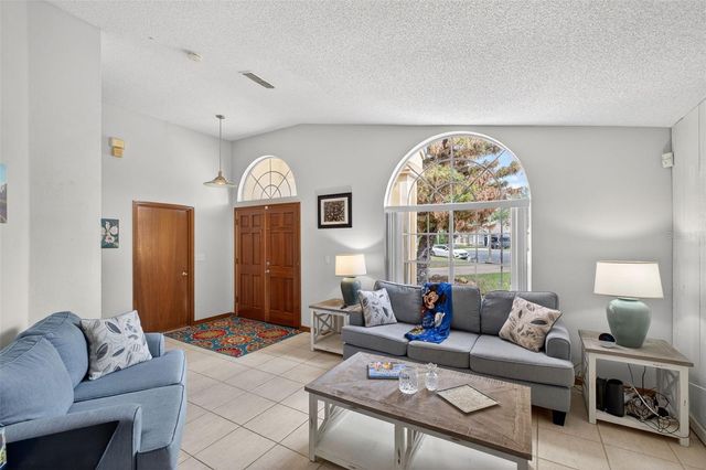 543 PINE LAKE VIEW DRIVE, Davenport, FL 33837