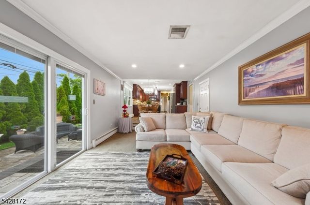 1 JARVAIS TERRACE, Clark Twp., NJ 07066