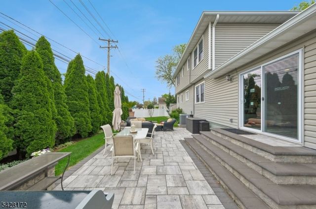 1 JARVAIS TERRACE, Clark Twp., NJ 07066