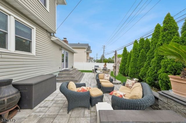 1 JARVAIS TERRACE, Clark Twp., NJ 07066