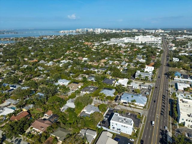 1958 MORRIS STREET, Sarasota, FL 34239