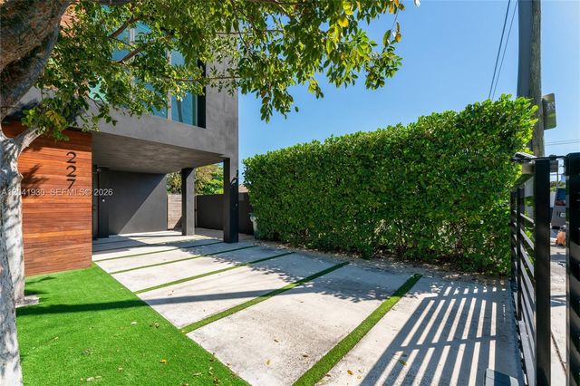 227 NW 39th Street, Miami, FL 33127