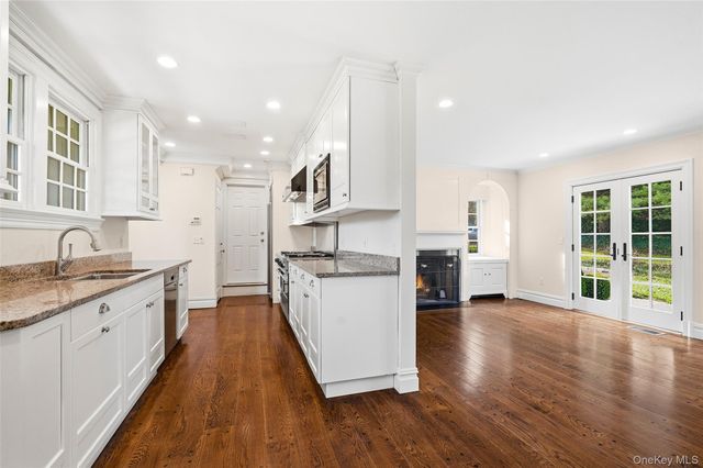 6 Club Road, Rye, NY 10580