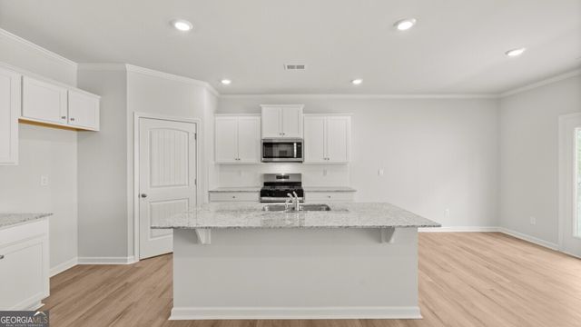 6019 Airedale Drive, Union City, GA 30213