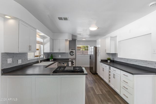 1807 E SAN MIGUEL Avenue, Phoenix, AZ 85016