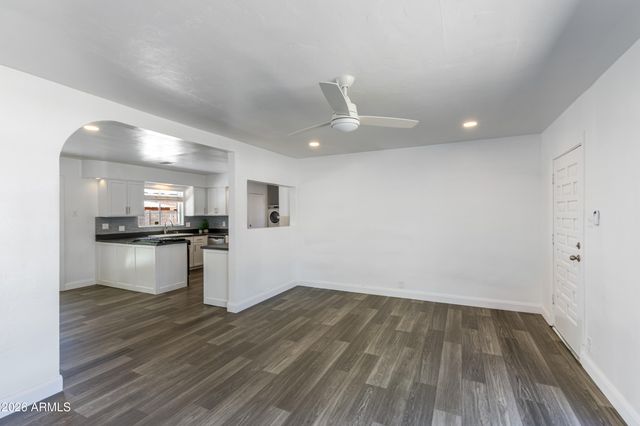 1807 E SAN MIGUEL Avenue, Phoenix, AZ 85016