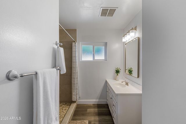 1807 E SAN MIGUEL Avenue, Phoenix, AZ 85016