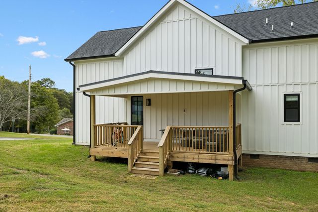 98 Caldwell Drive, Columbia, TN 38401