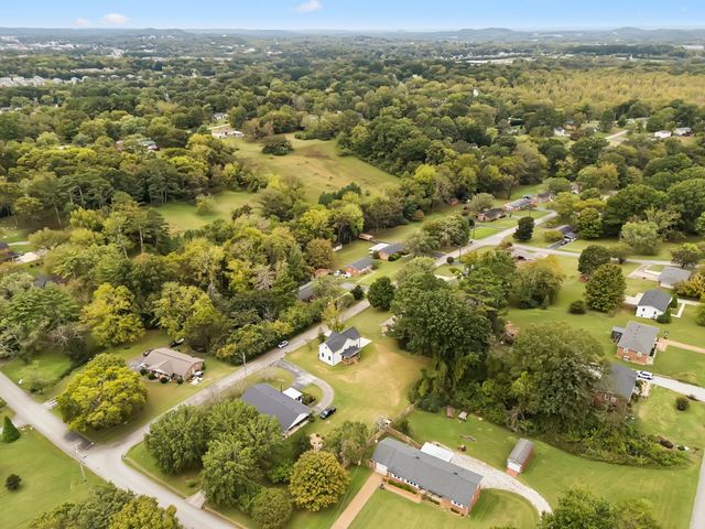 98 Caldwell Drive, Columbia, TN 38401