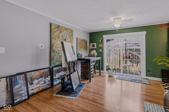 5240 Vinewood Court, Columbus, IN 47203
