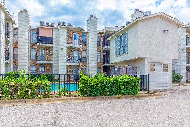 7621 Mccallum Boulevard 210, Dallas, TX 75252