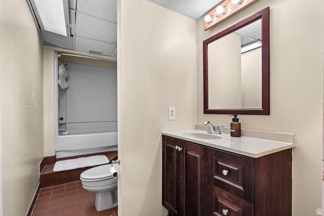 1075 N 200 E, Lehi, UT 84043