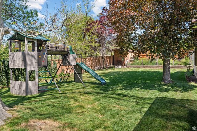 1075 N 200 E, Lehi, UT 84043