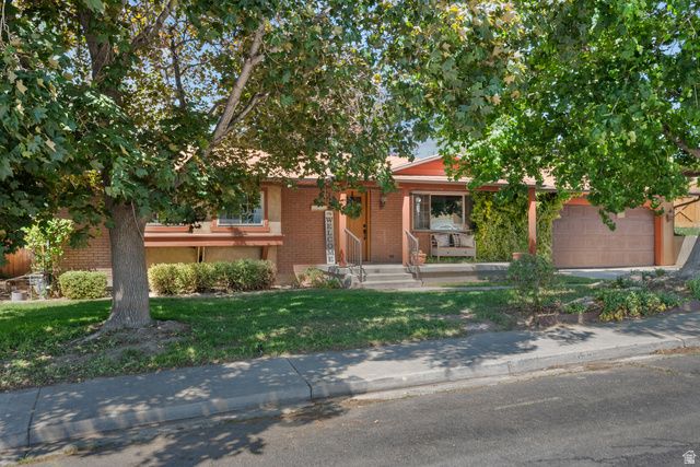 1075 N 200 E, Lehi, UT 84043