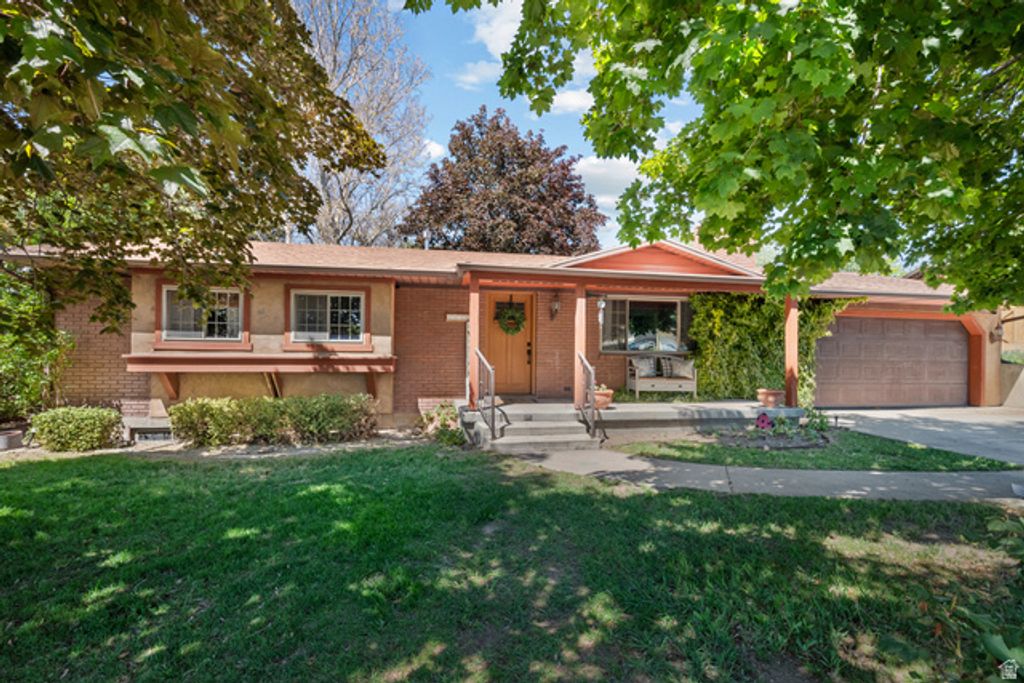 1075 N 200 E, Lehi, UT 84043