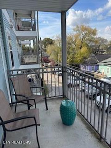 1619 Queen Anne Way, Knoxville, TN 37916