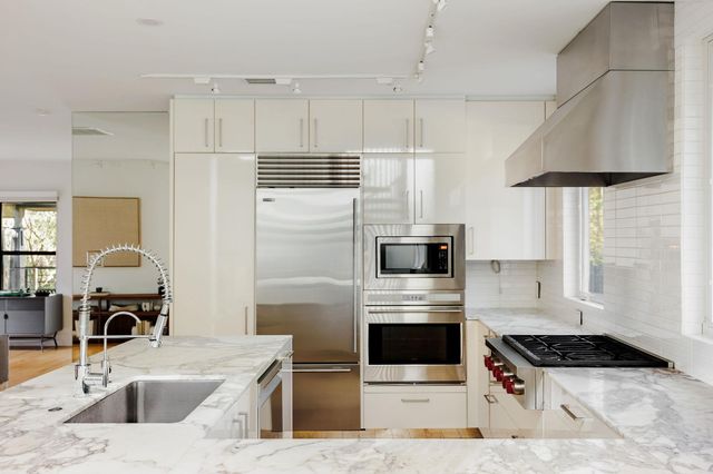 1601 Alameda DR, Austin, TX 78704