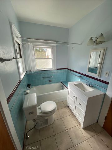 500 W 3rd Street, Tustin, CA 92780