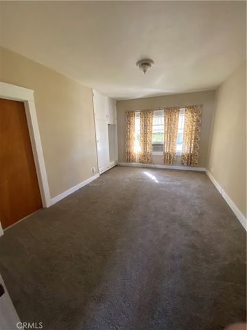 500 W 3rd Street, Tustin, CA 92780