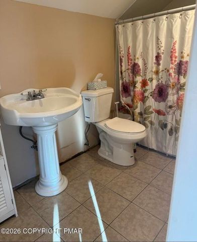 1564 Spruce Street, Stroudsburg, PA 18360