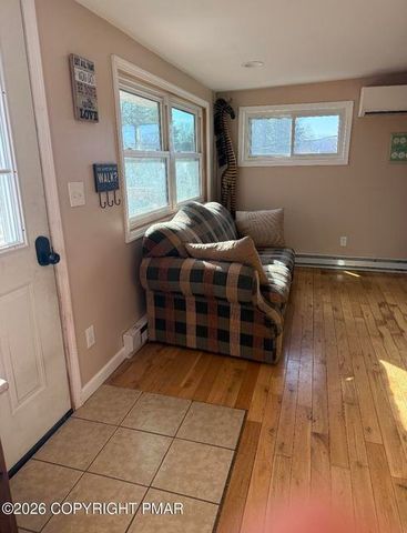 1564 Spruce Street, Stroudsburg, PA 18360