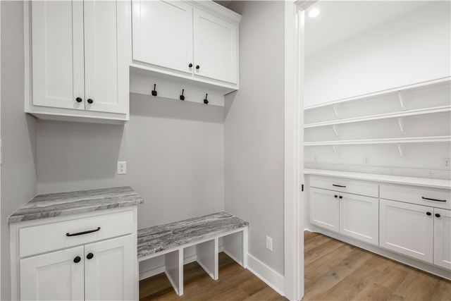 5439 Woodland Park Drive, College Station, TX 77845