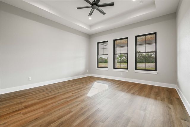 5439 Woodland Park Drive, College Station, TX 77845