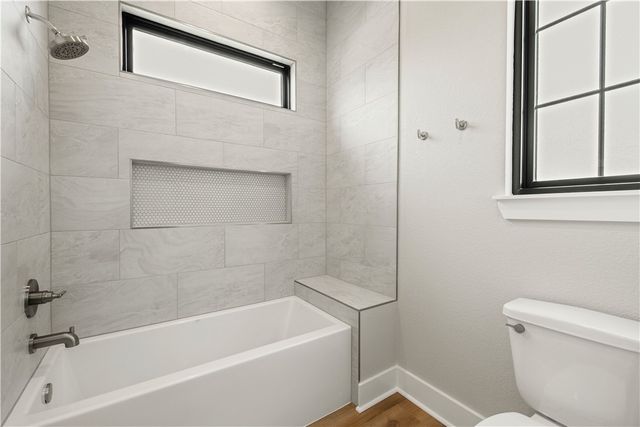 5439 Woodland Park Drive, College Station, TX 77845