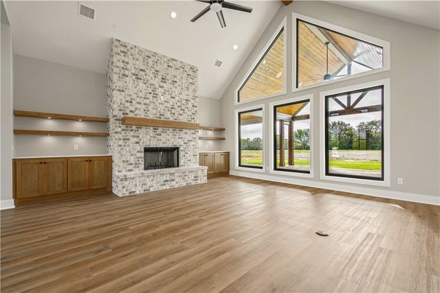 5439 Woodland Park Drive, College Station, TX 77845