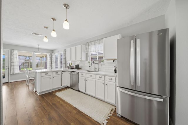 7214 Pembrough Lane, Katy, TX 77494