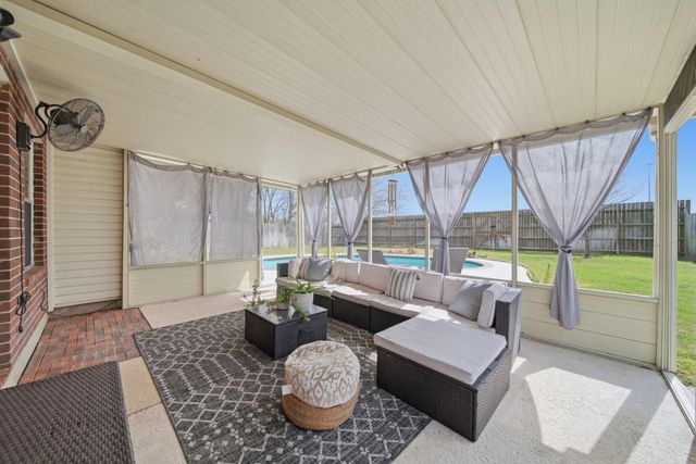 7214 Pembrough Lane, Katy, TX 77494