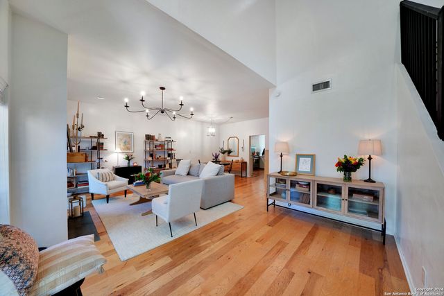 138 Chichester, San Antonio, TX 78209