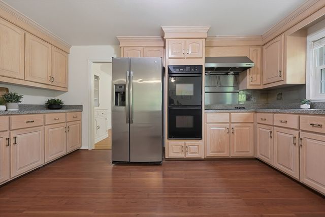 26 Spring Valley, Belmont, MA 02478