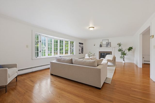 26 Spring Valley, Belmont, MA 02478