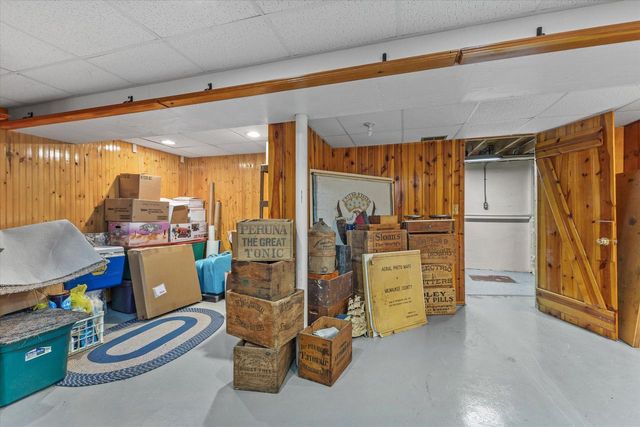 1511 W Klein AVENUE, Milwaukee, WI 53221