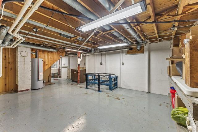 1511 W Klein AVENUE, Milwaukee, WI 53221