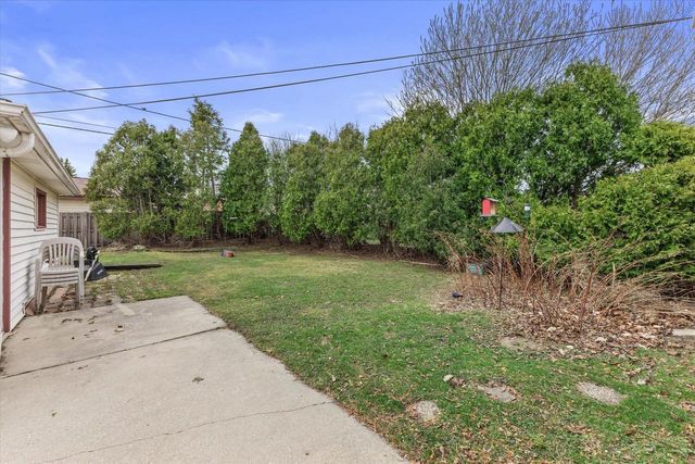 1511 W Klein AVENUE, Milwaukee, WI 53221