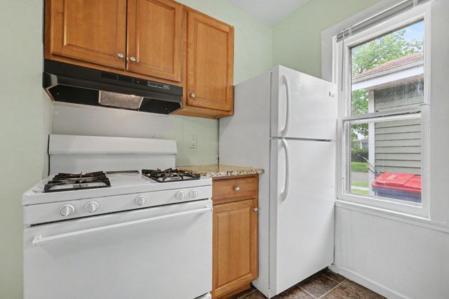 831 Second Street Nw, City Of Grand Rapids, MI 49504