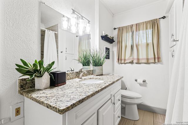 311 Hope Dr, San Antonio, TX 78228