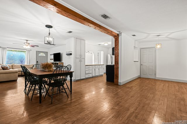 311 Hope Dr, San Antonio, TX 78228