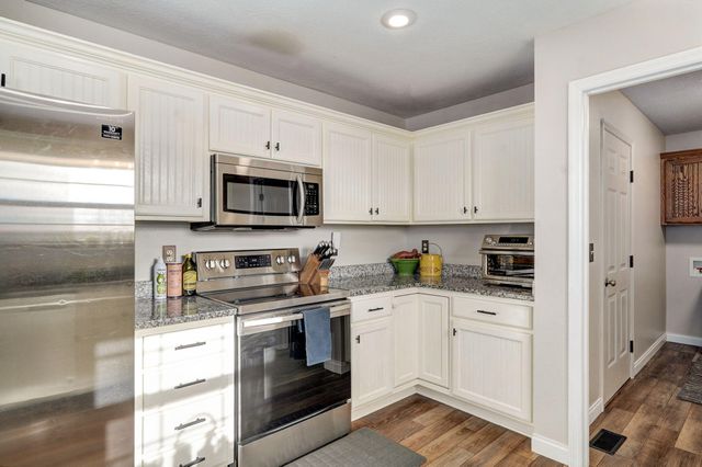 205 Weatherby Drive, Fordland, MO 65652